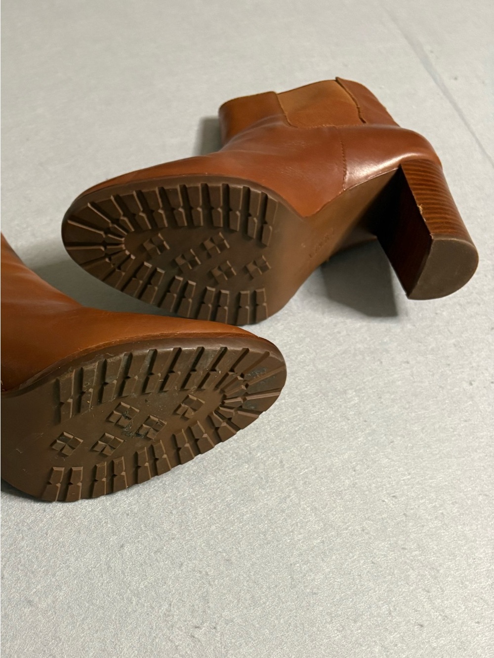 Lauren Ralph Lauren Mylah Tumbled Leather Block Heel Bootie Deep Saddle Tan 9.5 - Picture 5 of 8